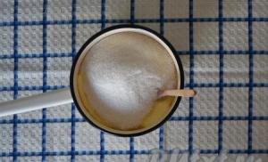 Domowe toffi: przepis na toffi ze śmietaną w domu Jak zrobić toffi ze śmietaną