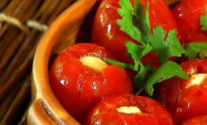 Prosty przepis na solone pomidory